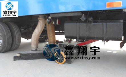 進口工業軟管彈性好耐磨損（sǔn）性（xìng）強用於掃地車